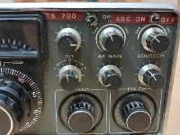 TS-700-2m-All-Mode-Transceiver-Kenwood-003